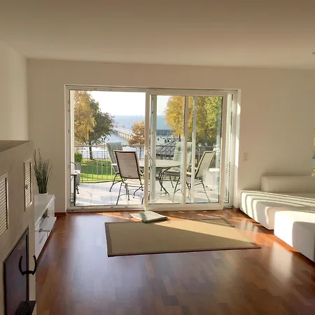 Seeblick - Exklusive In Erster Reihe Mit Balkon Und Seeblick 公寓 农嫩霍恩